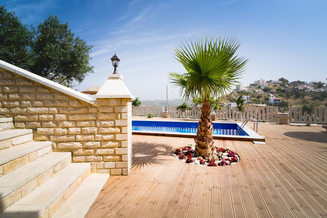 Aristidis Country Villa-Anesis Kamilari Exterior foto
